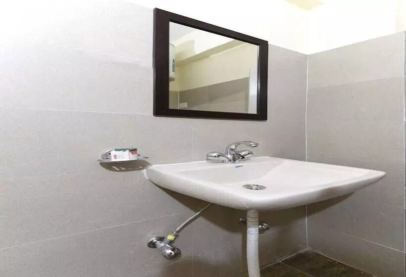 ホテル Oyo 18390 Shiv Shakti Guest House