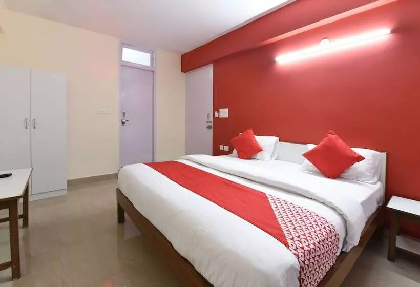 ホテル Oyo 18390 Shiv Shakti Guest House