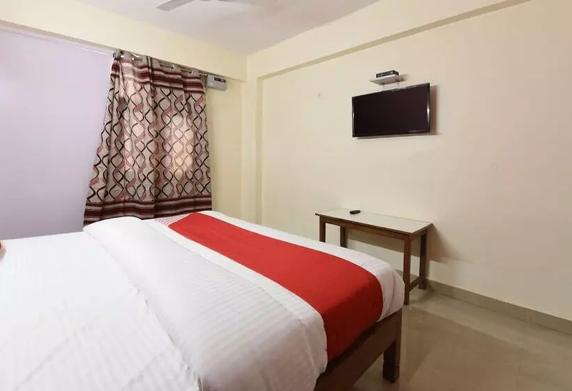 ホテル Oyo 18390 Shiv Shakti Guest House