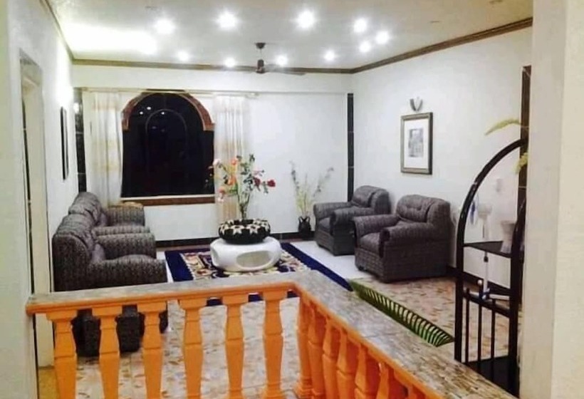 هتل Paradise First