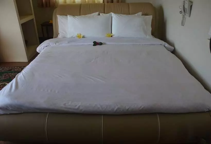 هتل Paradise First