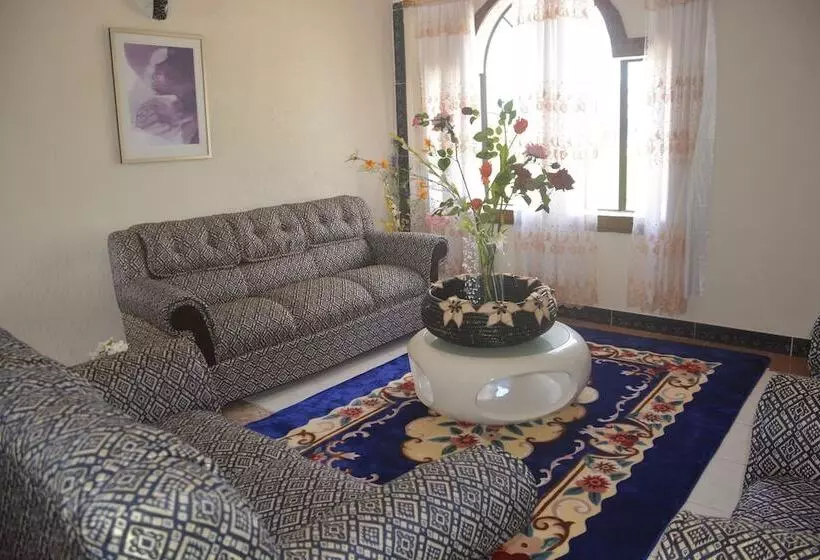 هتل Paradise First