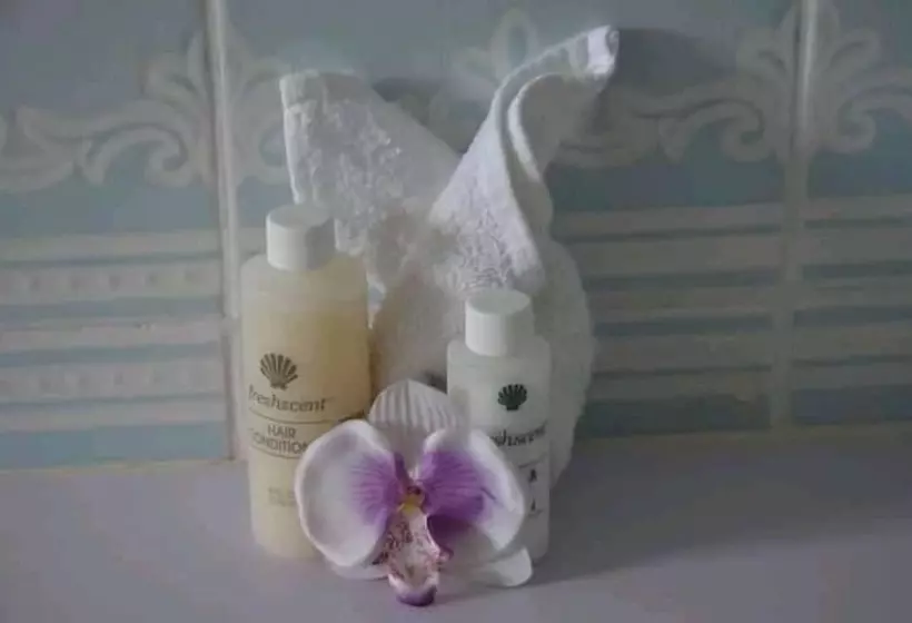 هتل Paradise First