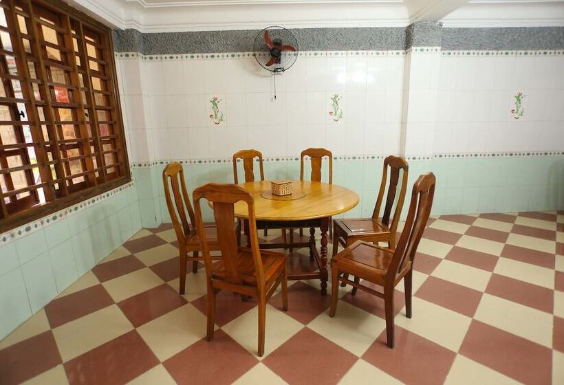 هتل Ha Giang Riverside Homestay