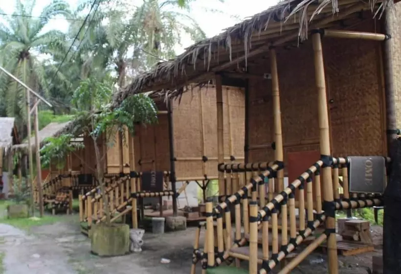 Hotelli Tadom Hill Resorts