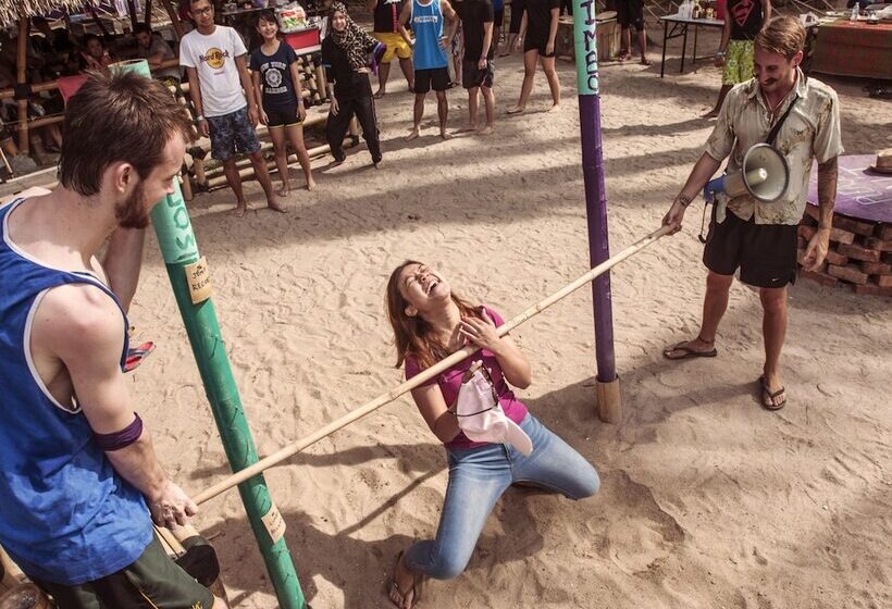 בית מלון כפרי Tadom Hill Resorts