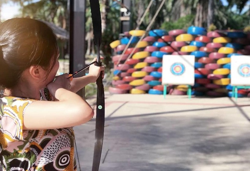 בית מלון כפרי Tadom Hill Resorts