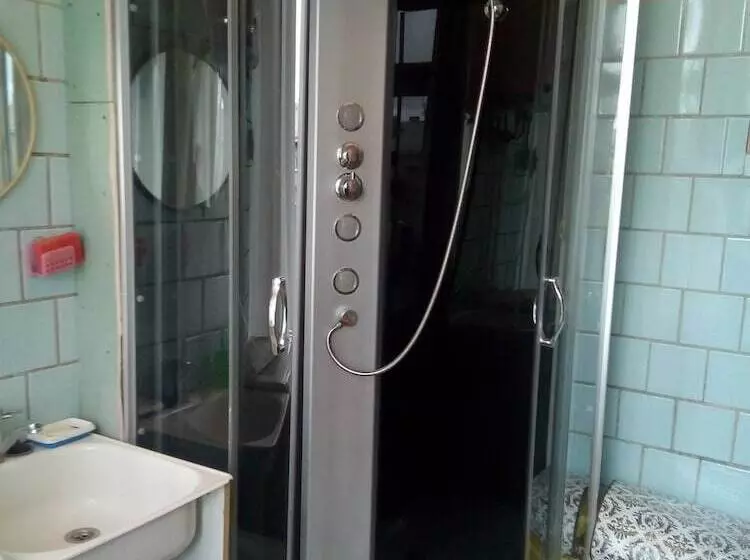 Hotelli Transagenstvo I K