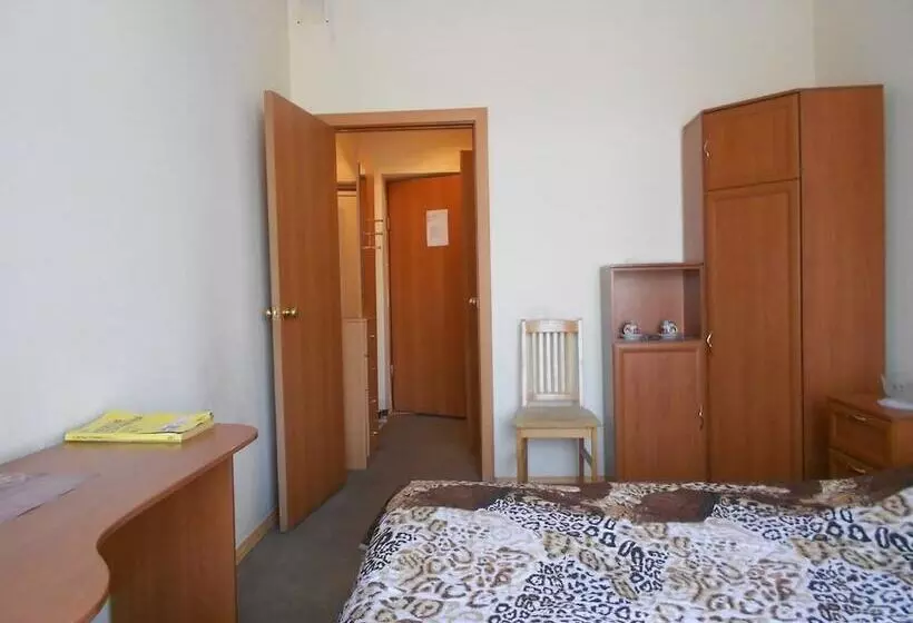 Hotelli Transagenstvo I K