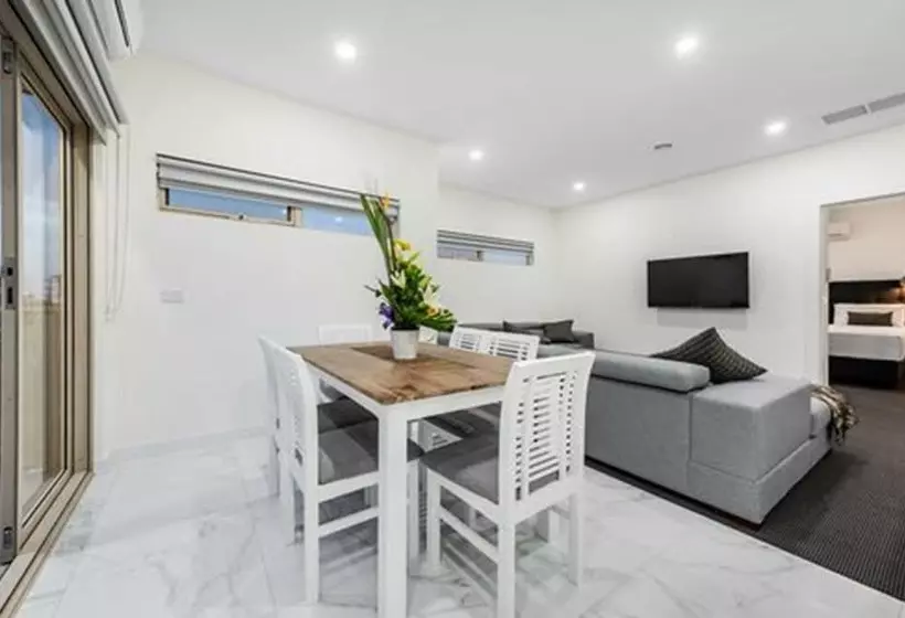 Melbourne Airport Motel