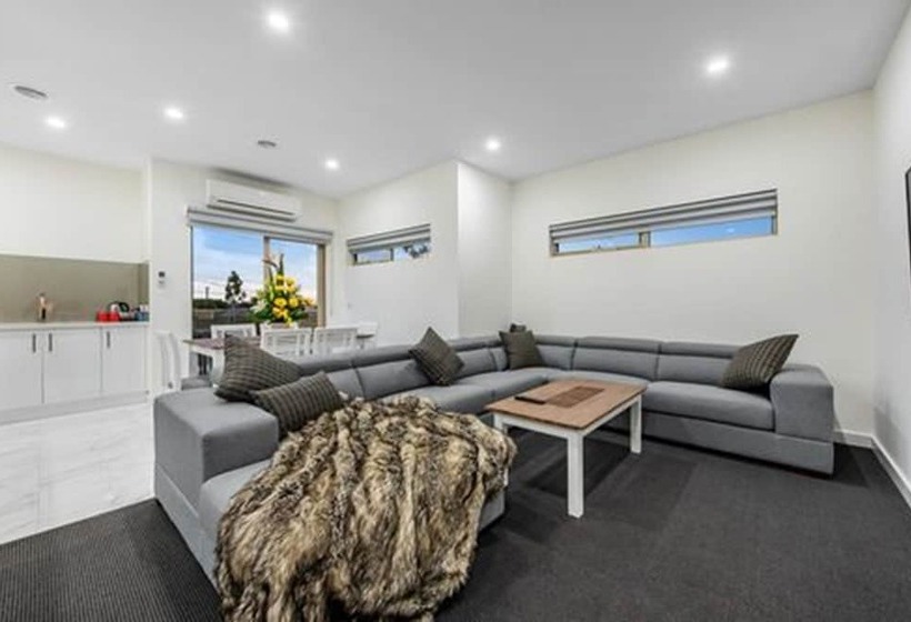 Melbourne Airport Motel