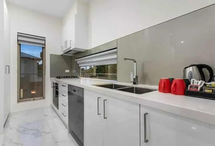 Melbourne Airport Motel