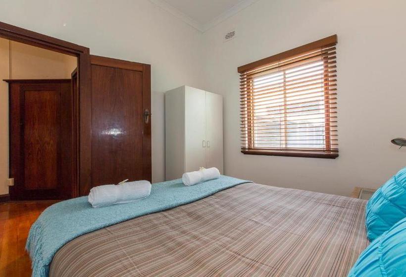 North Cottesloe Cottage