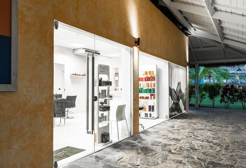 Andilana Beach Resort