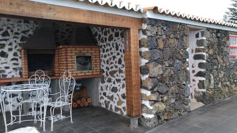 تختخواب و صبحانه Alluar Lodge