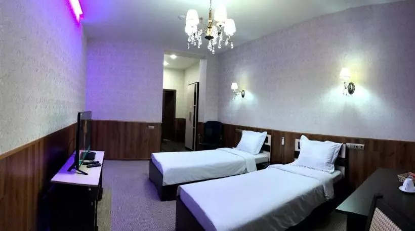 ホテル Comfort-place