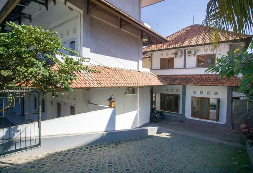 Отель Cozy Residence Wedasari Bali