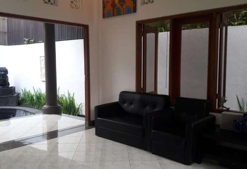 Отель Cozy Residence Wedasari Bali