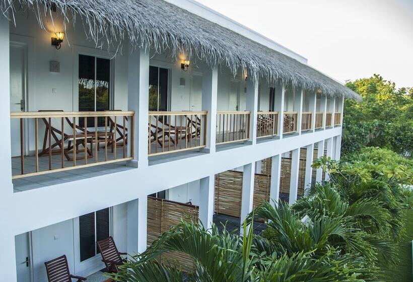 هتل Evexia Beach Collection   A Premium Wellness Retreat