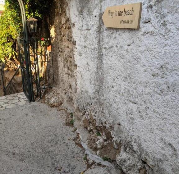 בית מלון כפרי Omirico