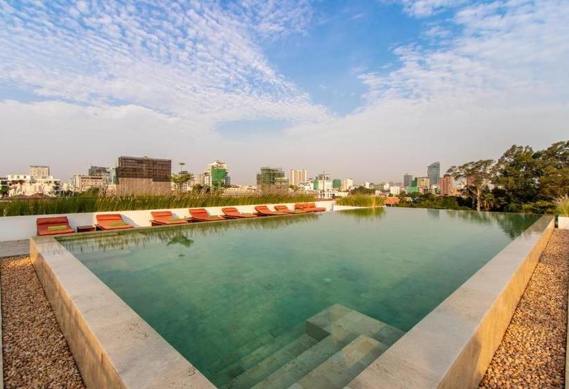 בית מלון כפרי Penh House