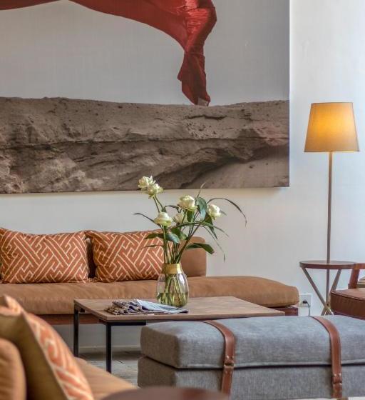 בית מלון כפרי Penh House