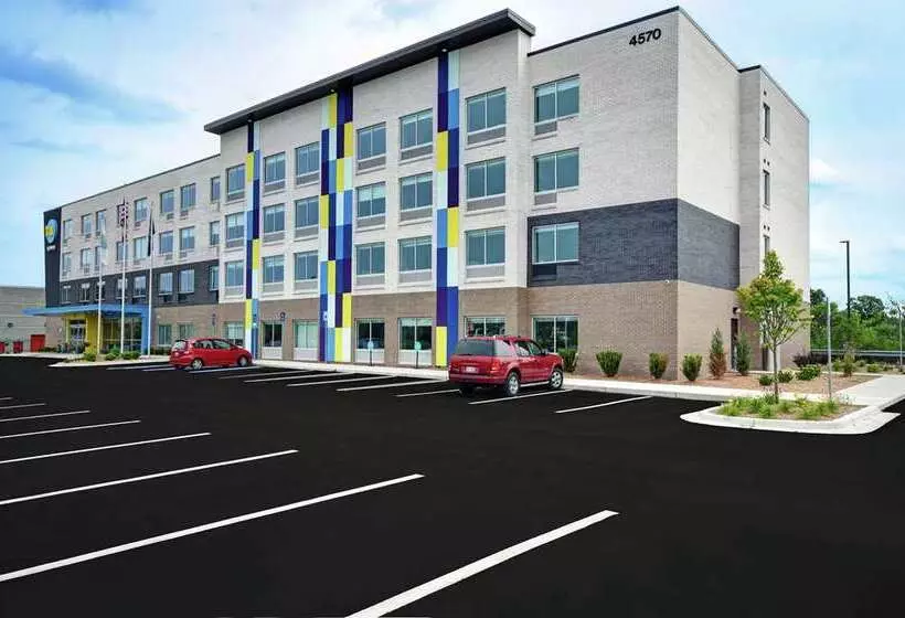 هتل Tru By Hilton Grand Rapids Airport