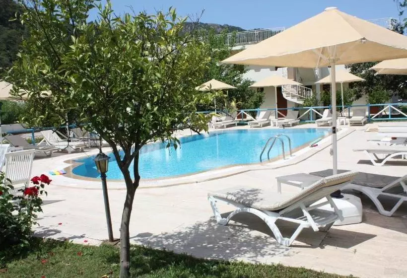 Palmiye Hotel & Marina