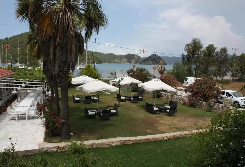 Palmiye Hotel & Marina