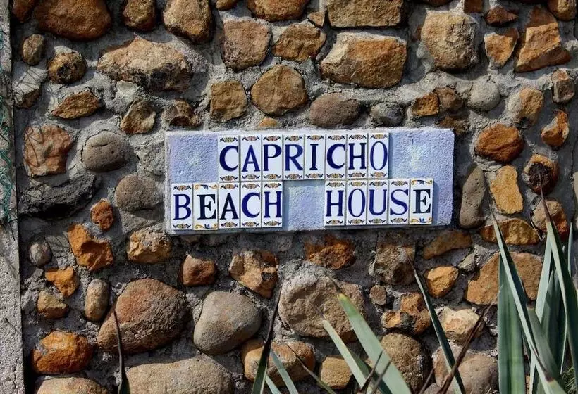 Majatalo Capricho Beach House
