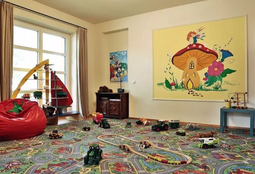 Lomakeskus Hubertus Hof Land