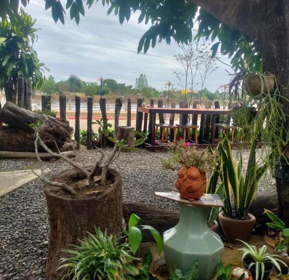 Rim Than View Resort