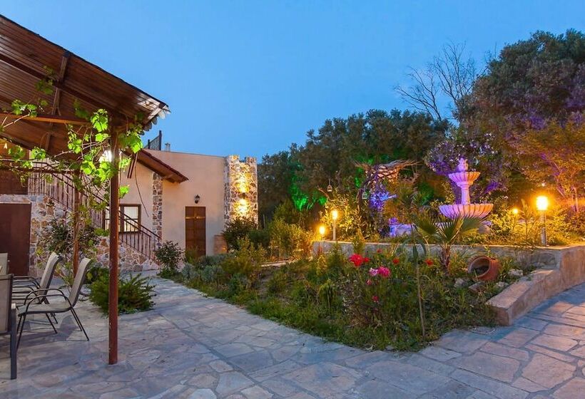 Villa Laskari With Sea View