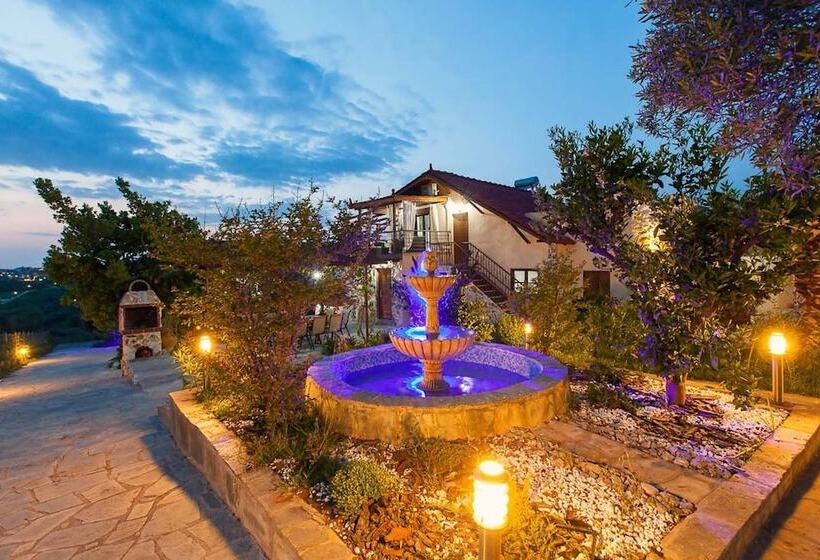 Villa Laskari With Sea View