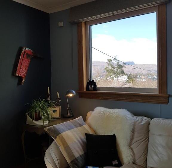 Отель Bungalow 500 Bed And Breakfast