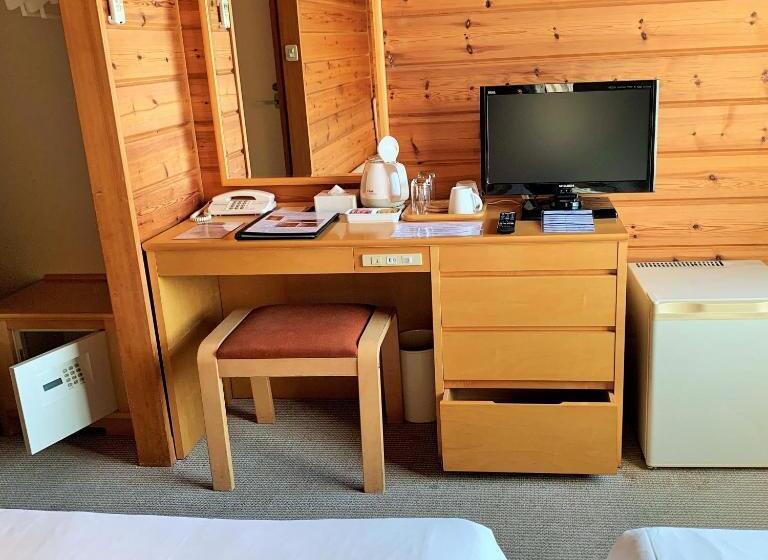 Grand Park Hotel Okubiwako Makino