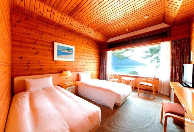 Grand Park Hotel Okubiwako Makino