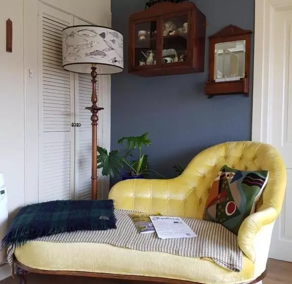 Hotelli Bungalow 500 Bed And Breakfast