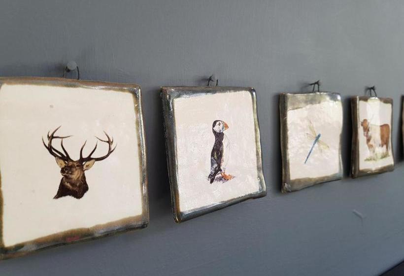 Отель Bungalow 500 Bed And Breakfast