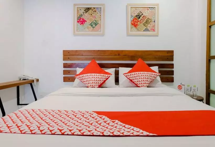 Hotelli Augustina Home By Oyo Rooms
