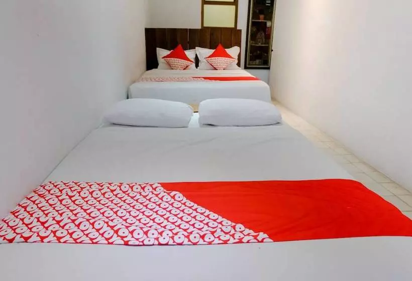 Hotelli Augustina Home By Oyo Rooms