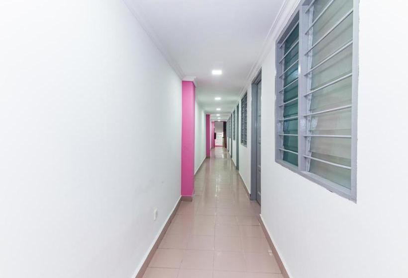 Hotel Oyo 506 Mah Lanu 2