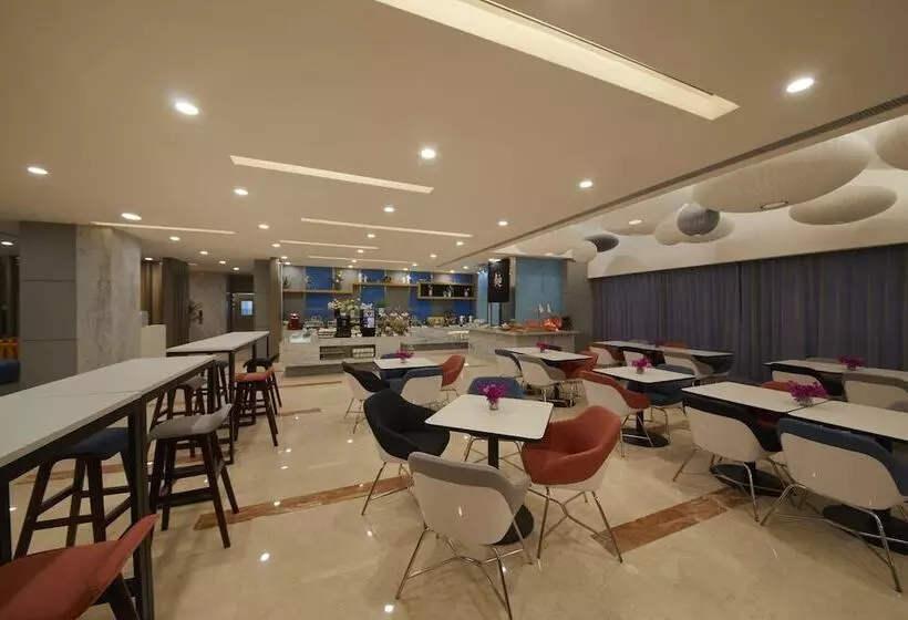 ホテル Holiday Inn Express Zhengzhou Zhengdong, An Ihg
