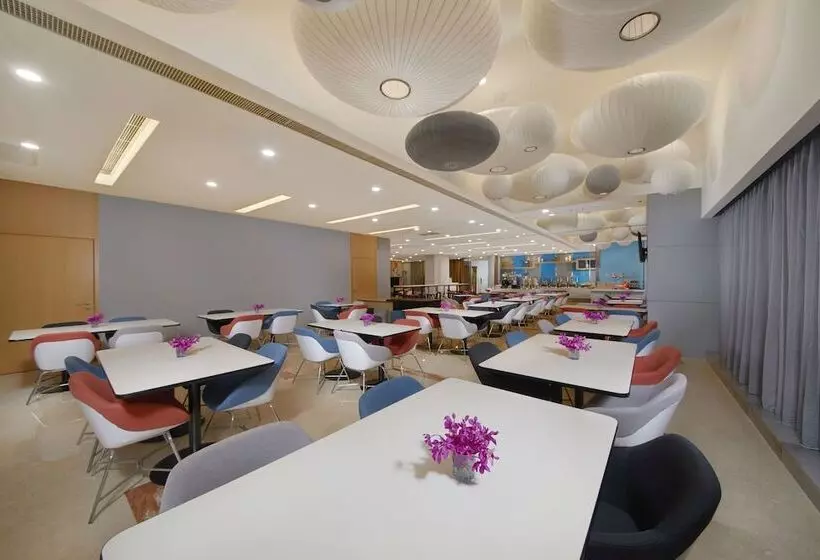 ホテル Holiday Inn Express Zhengzhou Zhengdong, An Ihg