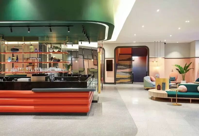 ホテル Ibis Styles Jakarta Tanah Abang
