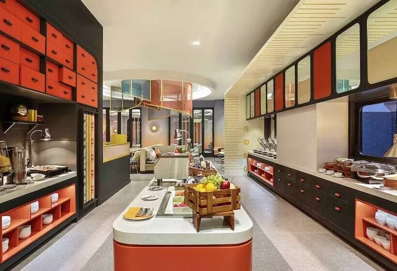 ホテル Ibis Styles Jakarta Tanah Abang