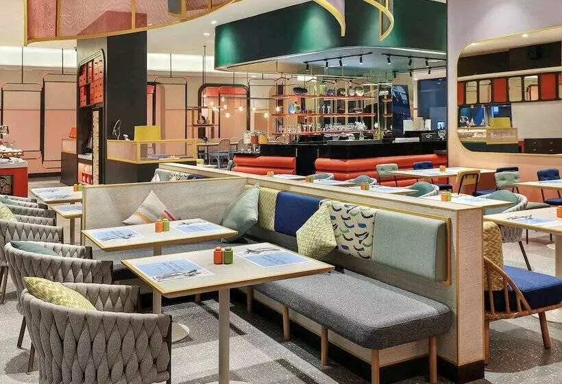 ホテル Ibis Styles Jakarta Tanah Abang