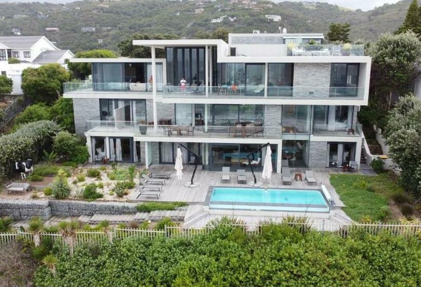 בית מלון כפרי The Ocean View Guest House