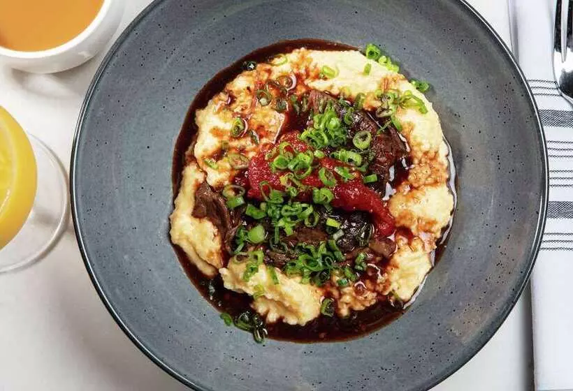 The Higgins Hotel New Orleans, Curio Collection By Hilton