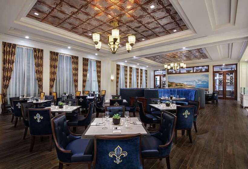 Higgins Hotel, Official Hotel Of The National Wwii Museum, Curio Collection By Hilton